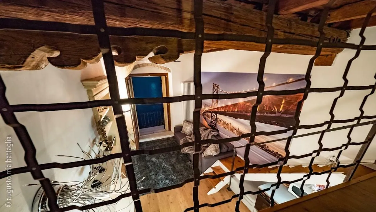 Apartment Ferienwohnung Casa Archi - Balcone Sul Fiume Verona